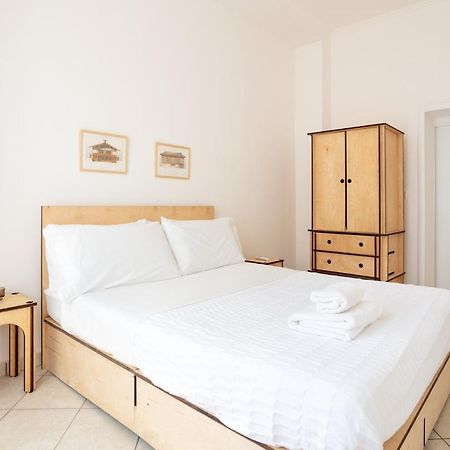Le Tre Regine Apartment Naples Exterior photo
